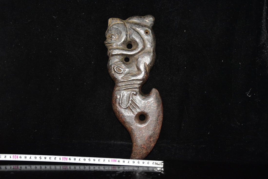 Old Jade Dragon Axe - 8