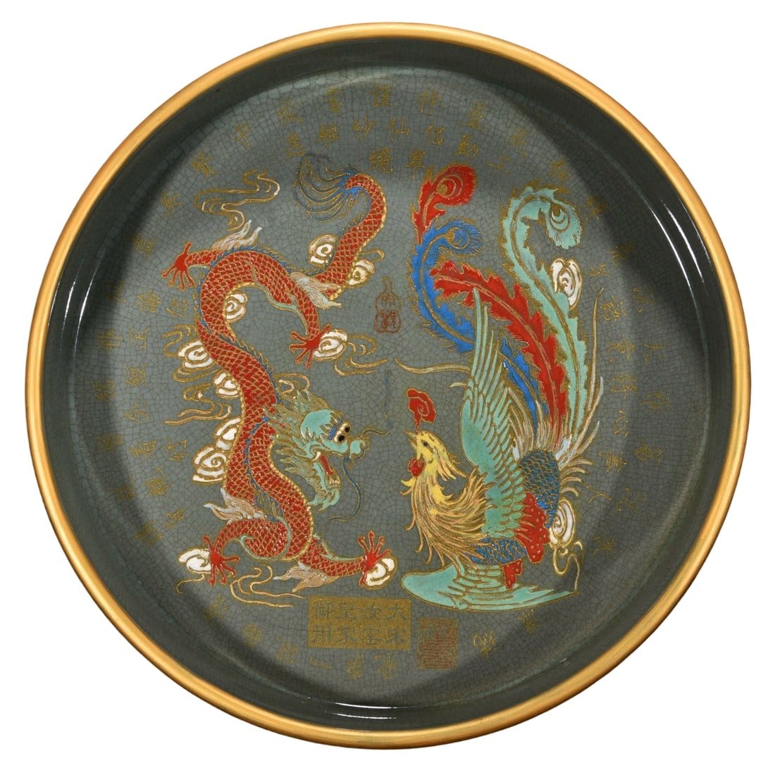 Song Dynasty Ru Kiln Gilded and Painted Dragon and Phoenix Tripod Basin: This Song Dynasty Ru Kiln gilded and painted dragon and phoenix tripod basin showcases the superb craftsmanship and artistic imagination of ancient artisans. The dragon and phoenix motifs are vividly 