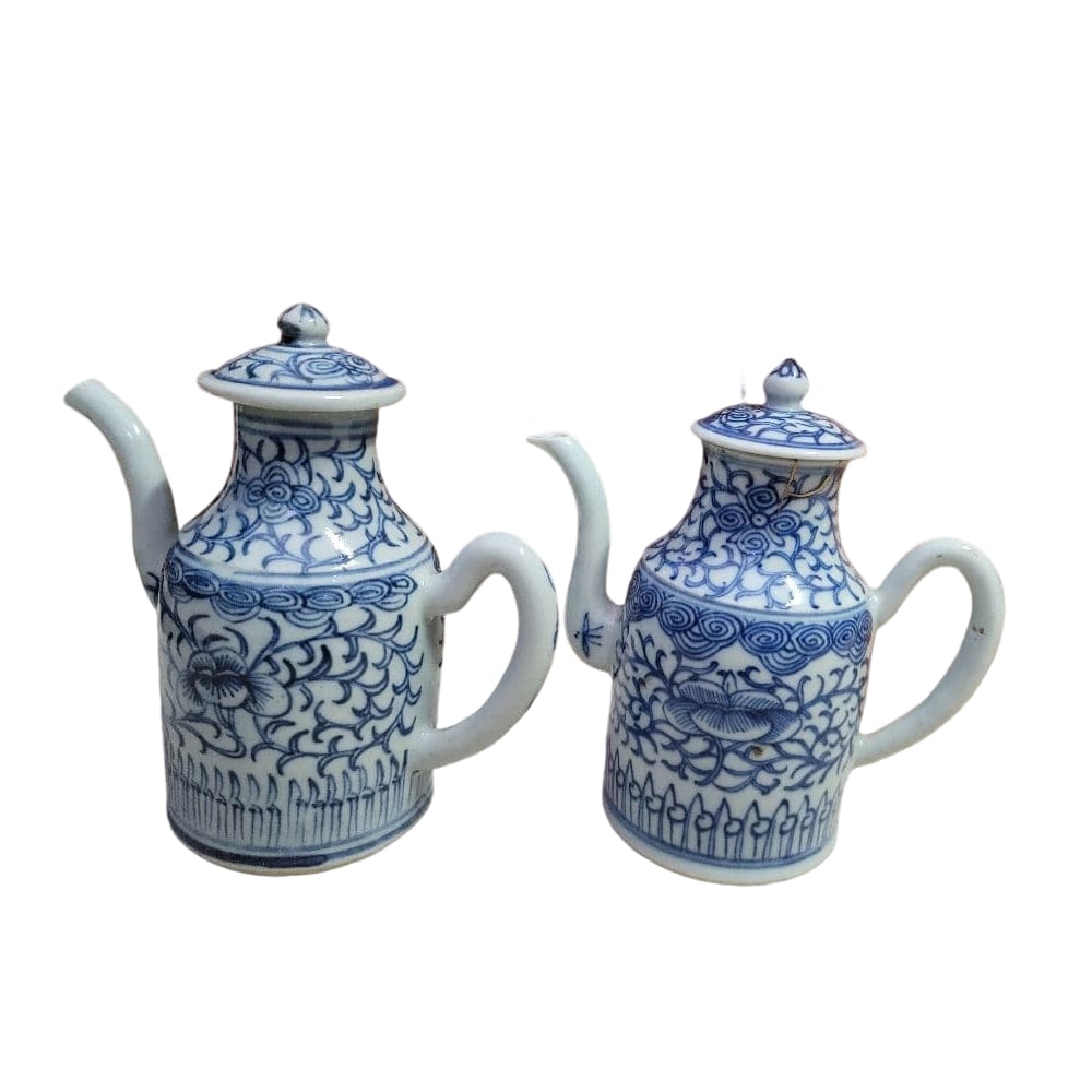 Acquired in the 17th year of the Bunka era, accompanied by a box inscription. Floral Arabesque, Edo: Collection Newly acquired item from the Qing Dynasty, accompanied by a wooden box dating to around the 17th year of the Bunka era (circa 1817). Extremely precious. Suitable for serving cold sake, high