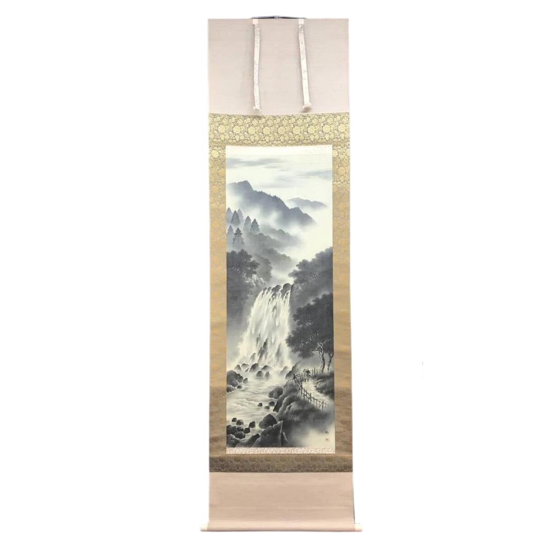 Authentic Work / Bin / Ink and Wash Landscape Painting / Waterfall Landscape with Figures / Hanging: Condition of the Work: The main paper is silk with hand-painted brushwork. There is one stain on the main paper. The mounting is in good condition. Accompanied by a paulownia wood tomobako (storage bo