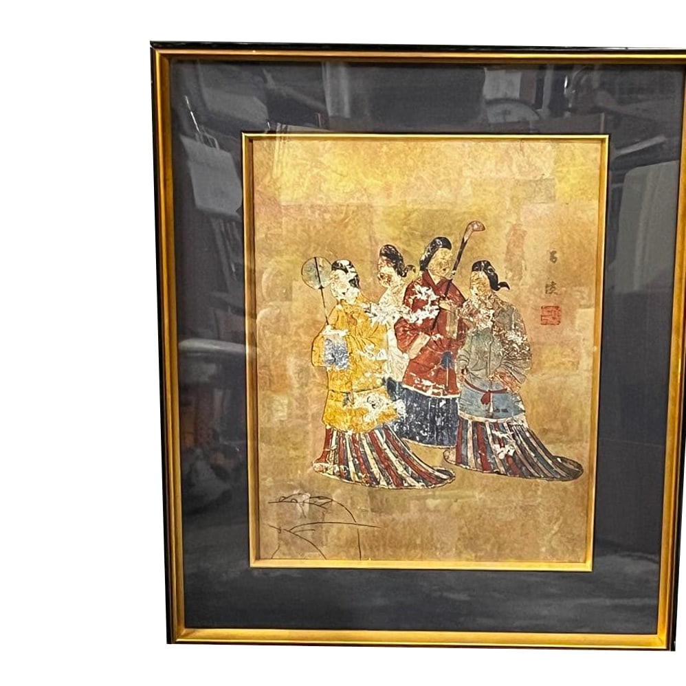 Framed Mural from the Takamatsuzuka Kofun: Takamatsuzuka Kofun Stone Chamber West Wall "Female Figures" Condition The frame is damaged. There is damage on the back. Please judge based on the images. Due to the age, there is slight weathering (