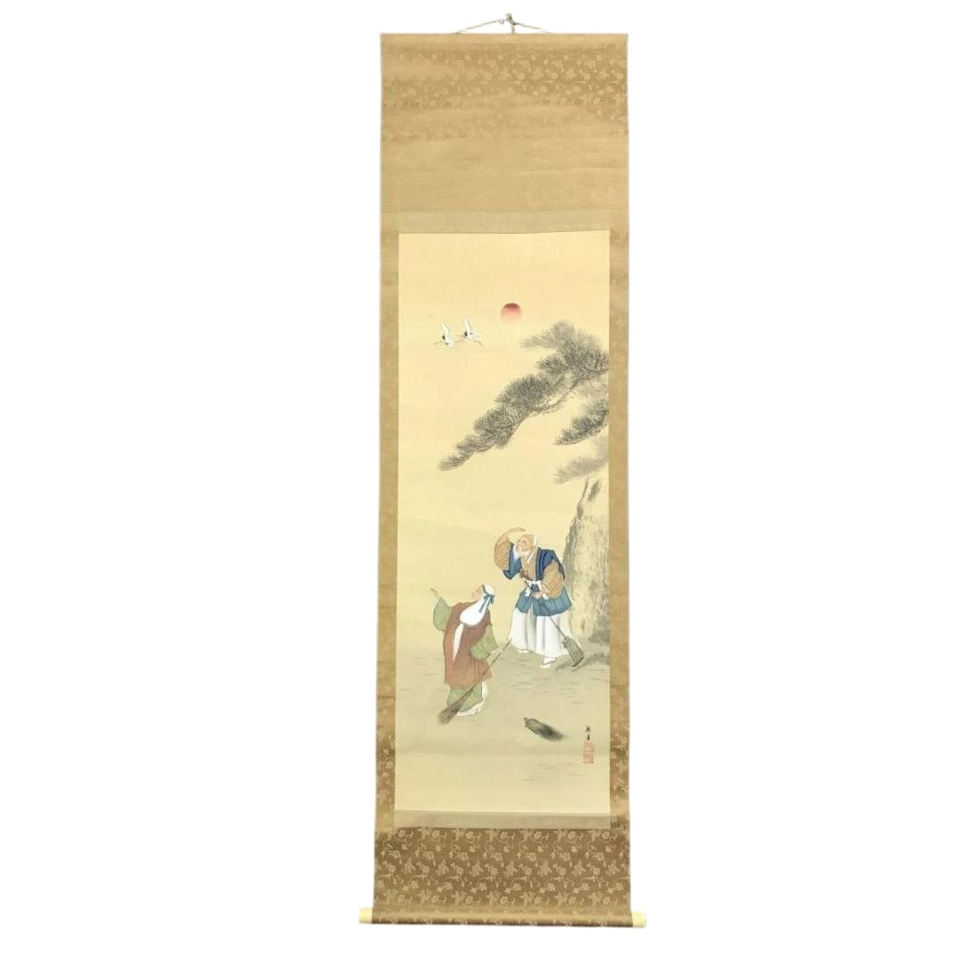 Authentic Work / Hanging Scroll of "Takasa" Figure Painting: Condition of the Work: The main paper is silk with hand-painted brushwork. Accompanied by a paulownia wood storage box. Scroll dimensions: Length 170 cm x Width 53 cm.