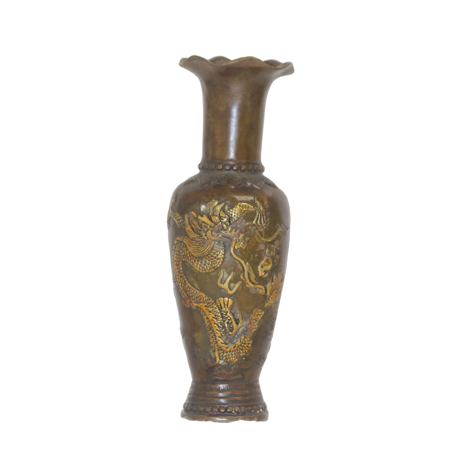 Bronze Flower-Mouth Phoenix Pattern Vase, Mark and Period of Xuande, Great Ming Dynasty: A Bronze Vase with Floral Mouth and Phoenix Pattern, Mark and Period of Xuande, Ming Dynasty Material: Brass Dimensions: Diameter 8cm, Height 23cm, Weight 710g Description: This piece is a bronze