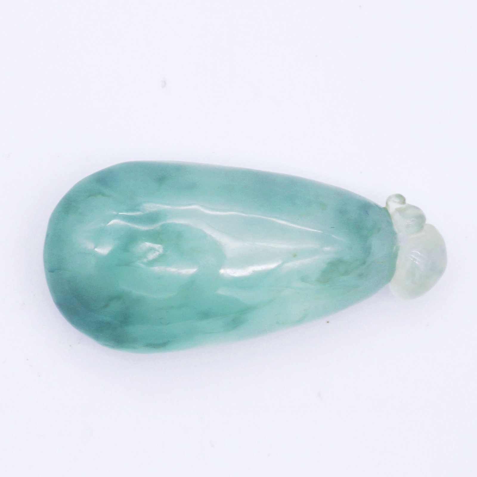 A "Bingzhong Piaohua" Jadeite "Fugua" Pendant: Icy Variety with Floating Flower Jadeite 'Fortune Melon' Pendant Material: Jadeite Dimensions: Thickness 1.5 cm, Width 2 cm, Height 5 cm, Weight 24 g