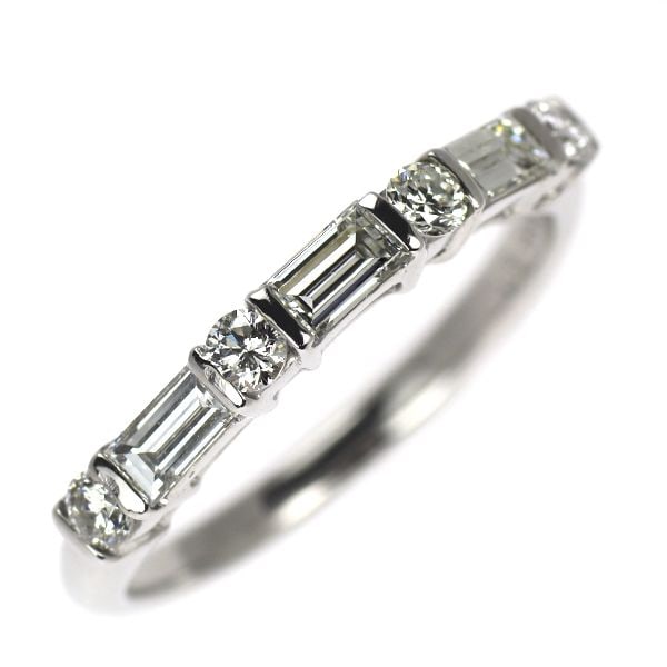 Pre-owned - Mitsukoshi Pt900 Diamond Ring 0.65 Carats: This is a platinum ring launched by Mitsukoshi, set with a total of 0.65 carats of diamonds. The design style is fashionable, featuring alternating round brilliant-cut and trapezoid-cut diamonds, show