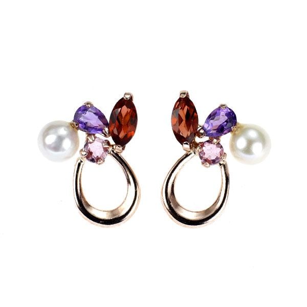 Second-hand - Brand New K10PG Freshwater Pearl, Garnet, Amethyst, Pink Tourmaline Earrings, Diameter: This is a pair of pink gold earrings featuring freshwater pearls. The elegant mirror-like curves are complemented by freshwater pearls and warm-toned colored gemstones (garnet, amethyst, pink tourmali