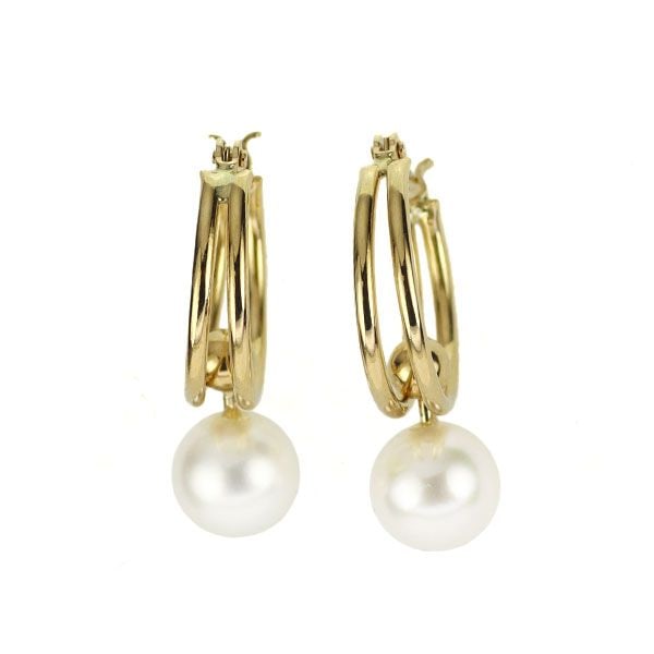 Second-hand - New K18YG Akoya Pearl Earrings, approximately 5.5mm in diameter, hoop shape.: Akoya pearls exhibit a pinkish-green luster with a milky white hue, selected for their surfaces free from visible dents or rough textures, and possessing a beautiful sheen. The design is unique, with 
