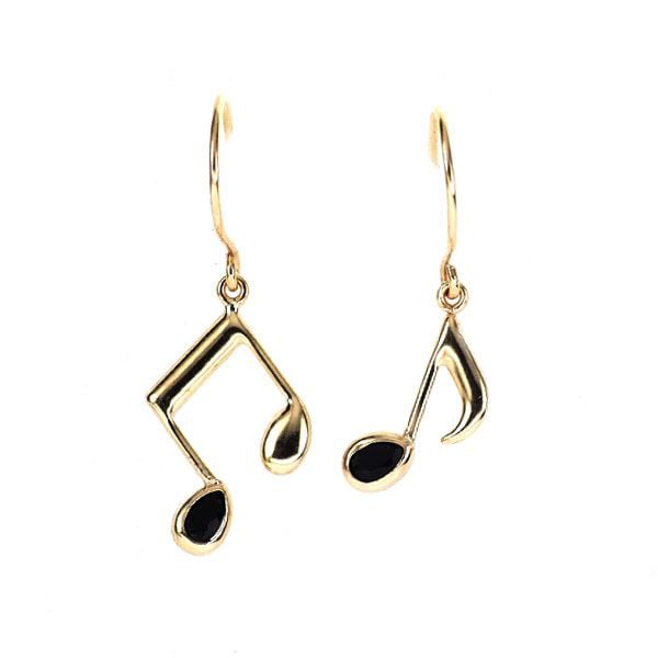 Second-hand - New K10YG Black Onyx Earrings with Musical Note Asymmetrical Design: The musical note pattern gently sways, K10 yellow gold hook earrings. Pear-shaped black onyx serves as an accent, radiating a cool yet elegant design. The asymmetrical design adds allure to the ears. 