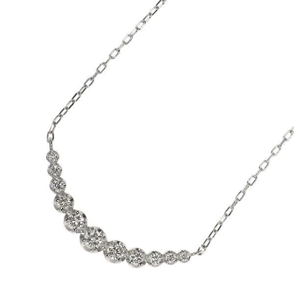 Pre-owned Pt900/Pt850 Diamond Pendant Necklace, 0.30 Carats: This is an elegant platinum necklace featuring a pendant with a total of 0.30 carats of diamonds, showcasing a gradient effect in size. The diamonds are set in slightly larger settings, making them ap