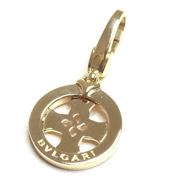 Pre-owned - BVLGARI Tondo Cross Pendant K18YG 750 Gold, Refurbished: Category: Branded Jewelry Brand: Bulgari Item Name: Tondo Cross Pendant Reference Price: Grade: A Dimensions: Approximately W14.5mm x H29.5mm (including bail) Material: K18YG (750YG) Color: Gold Weigh