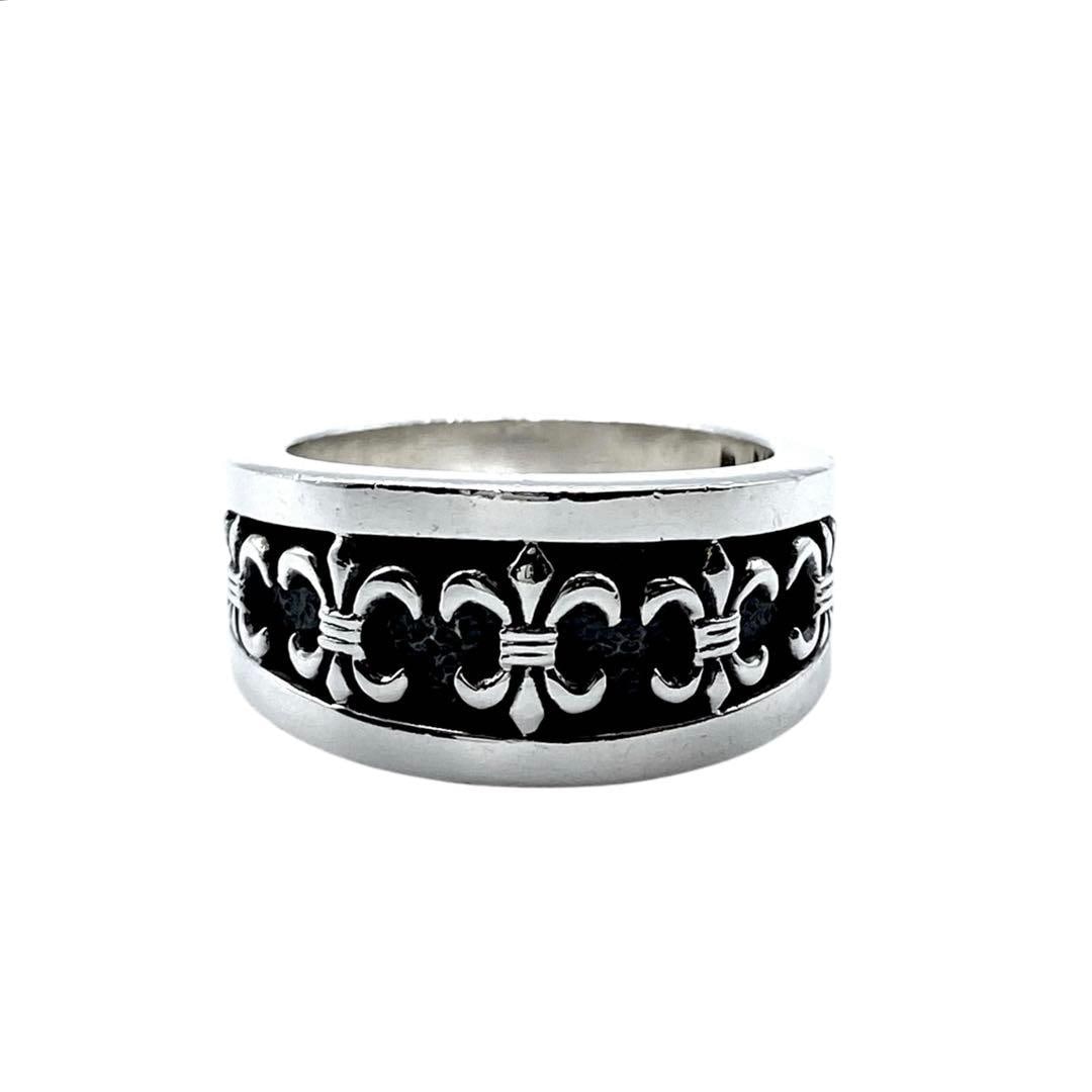 Pre-owned - "Gothic Flare" Sterling Silver 925 Engraved Ring, Size 20.: Conceptualized as "Shining Beyond Time," a carefully curated selection of vintage jewelry from the 1970s to the 1990s. Item Name Supreme Masterpiece Vintage Silver 925 Ring Vintage Silver Design Ring