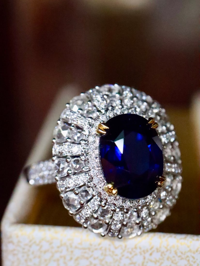 18K Gold Sapphire Ring - 3