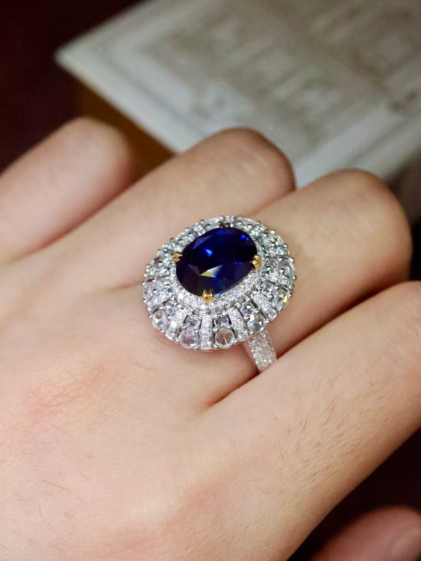 18K Gold Sapphire Ring - 5