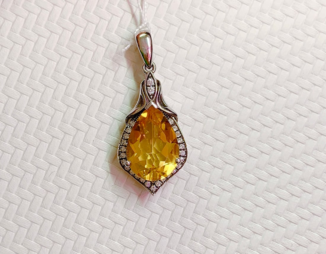 925 Silver Natural Citrine Pendant (1 of 4)