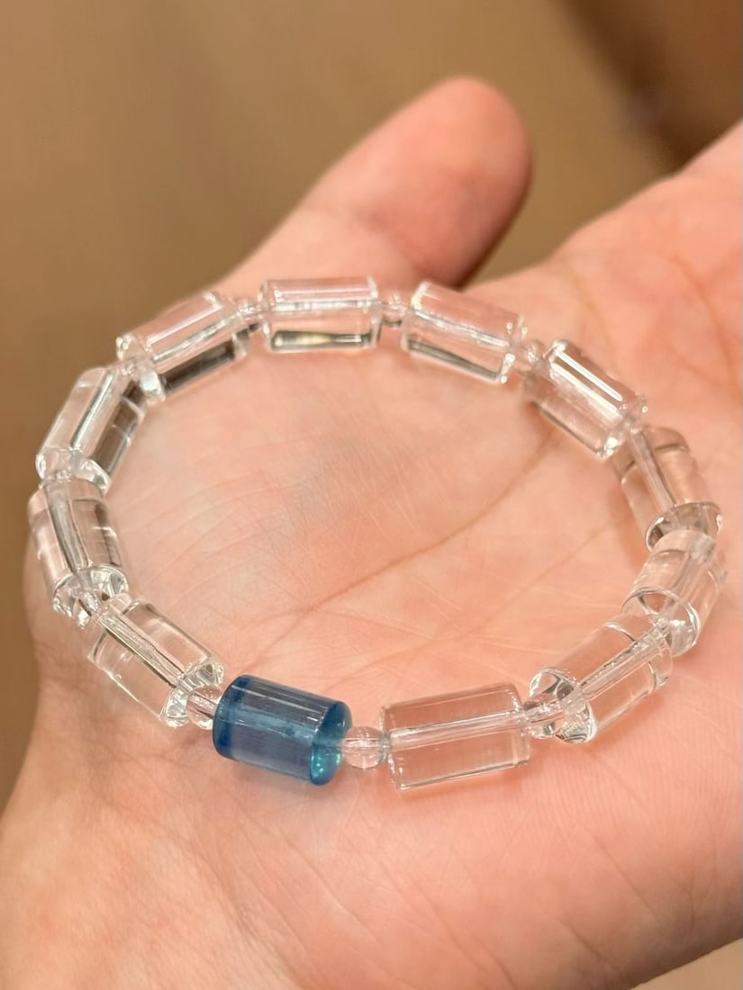 White Crystal Bracelet (1 of 6)