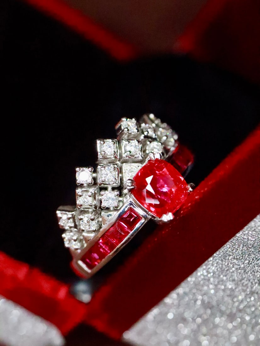 Platinum Natural Ruby Ring - 3