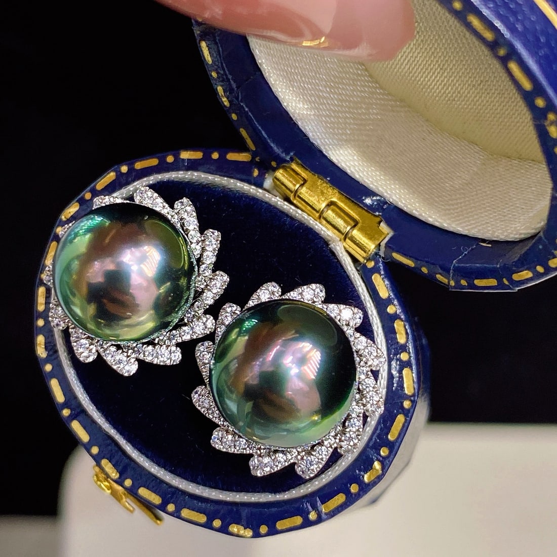 18K Gold Tahitian Peacock Green Pearl Earrings (1 of 6)