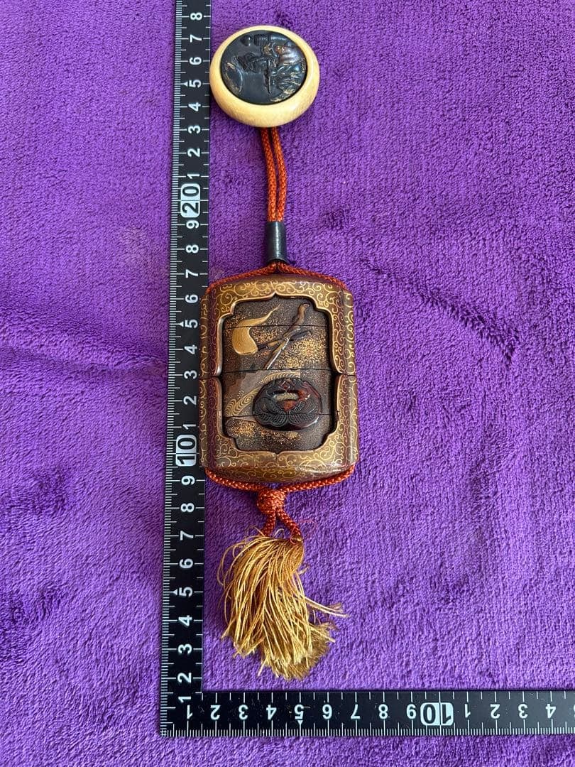 Inro netsuke outer shell maki-e samurai - 2