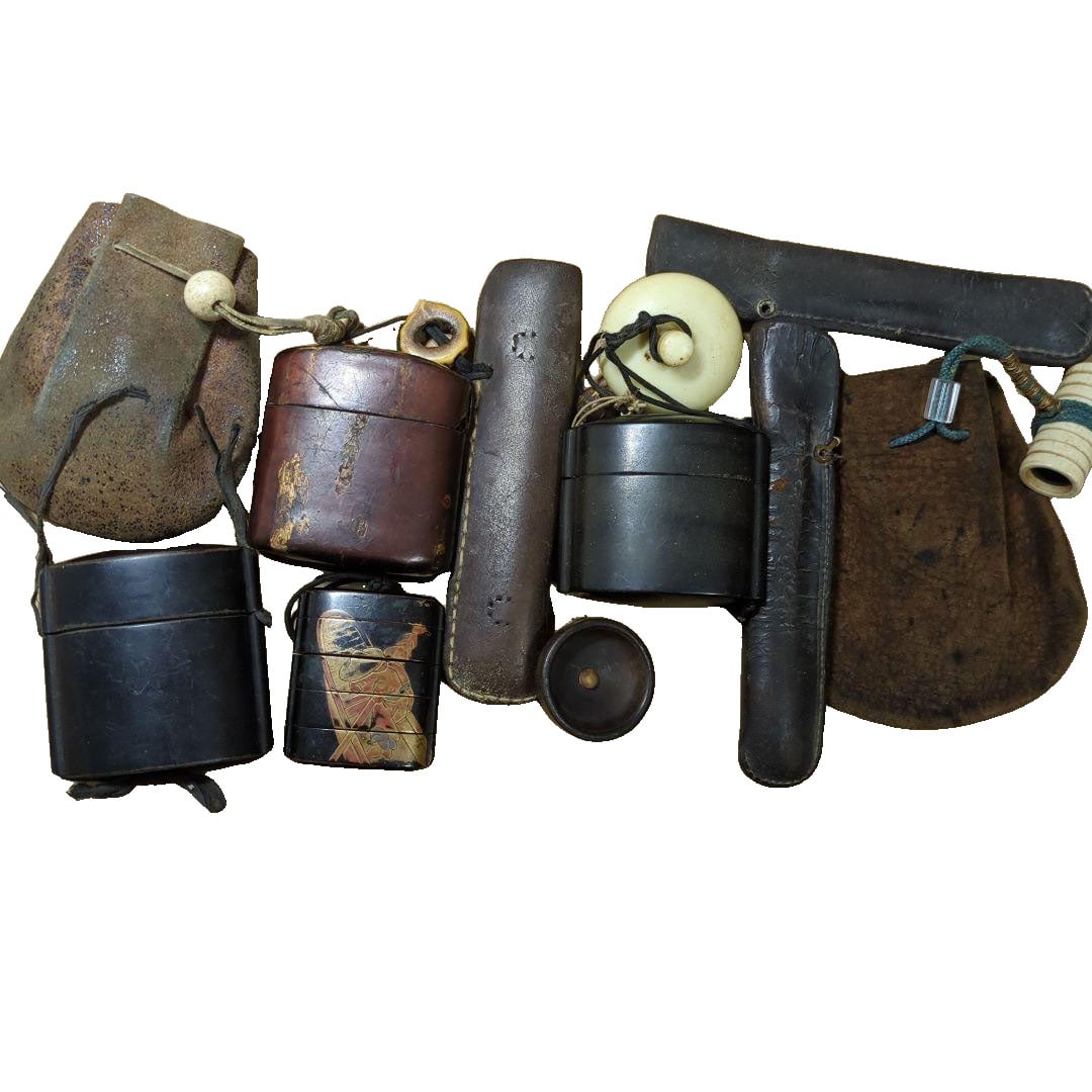 Inro: Inro, the items shown in the picture are all the objects.