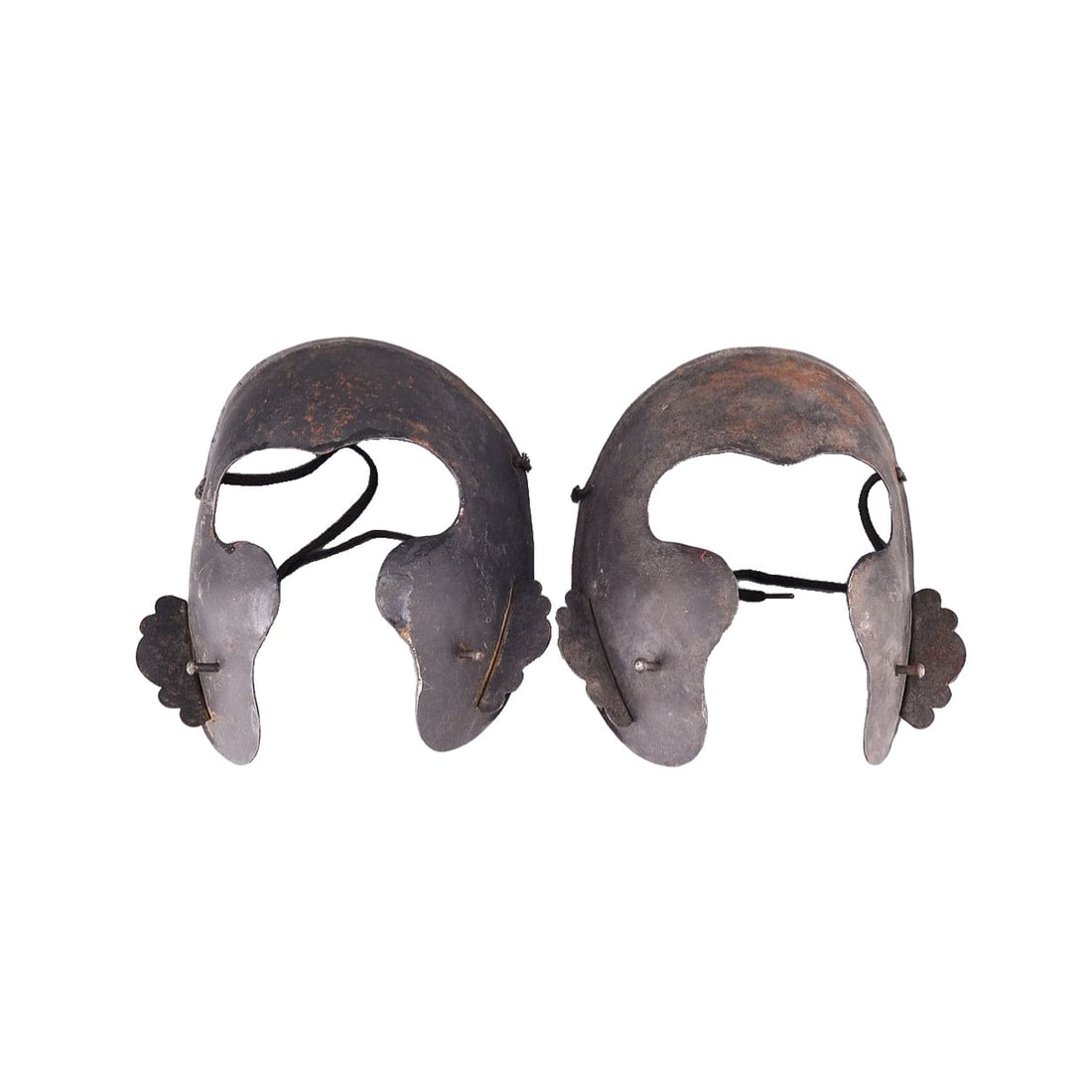 Period Armor Iron-Made Helmets and Masks, Set of 2, Pair: Period Armor Iron-Made Helmets, 2 Pieces, A Pair Thickness: Approximately 9 cm, Width: Approximately 20x18 cm. The wooden stand, cushion, and hanging stand used for photography are not included.