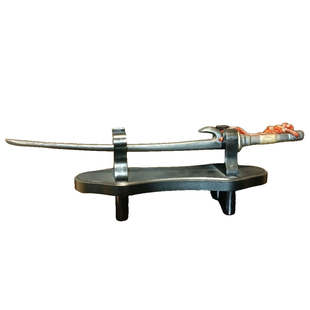 Period Object: Ancient Bronze Jitte, Kabuto-wari, Helmet Splitter with Stand, Armor, Military: Ancient Bronze Dimensions Helmet Split (excluding base) Maximum Width: Approximately 45.5 cm Maximum Height: Approximately 3.5 cm Weight: Approximately 500 g (substantial weight) Base Maximum Width: