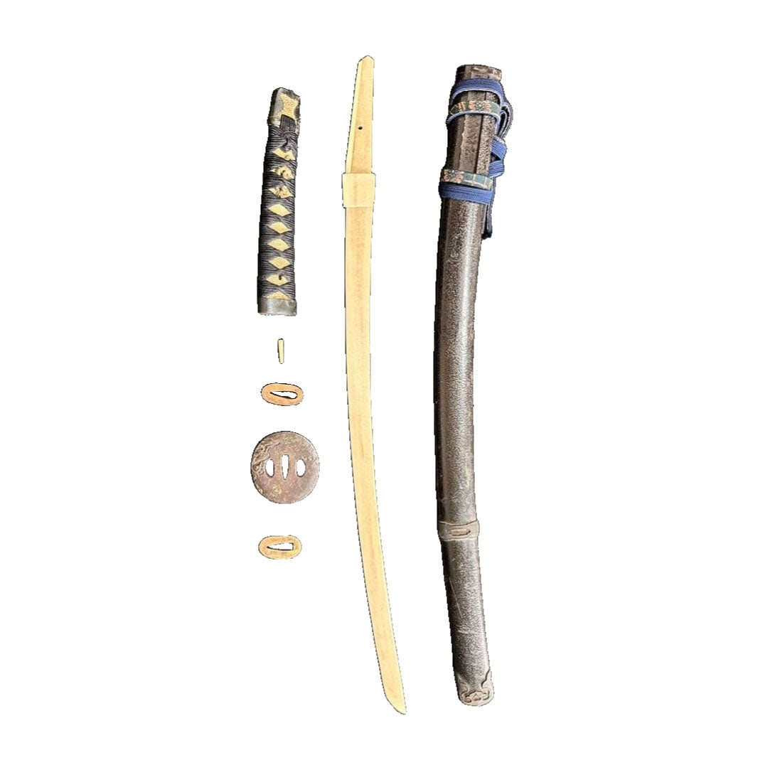 Bamboo Light Kodachi Koshirae Sword Fittings with Landscape Imagery Inlaid Tsuba, Period Piece,: Bamboo Light Kodachi Koshirae Sword Mountings with Landscape Imagery Inlaid Tsuba, Period Piece, Antique Art Sword Mountings With scratches and stains.