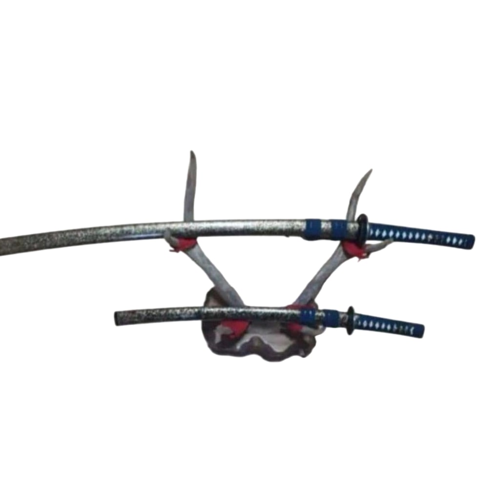 Imitation Swords, Famous Swords, High-Grade Set of Two, Vintage Style: Imitation Swords, Famous Swords, High-Grade Set of Two, Vintage Imitation swords, high-grade, set of two, with stand. The length of the large sword is approximately 105 cm, and the small sword is appr