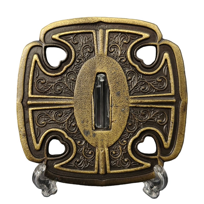 Tsuba, Alloy, Fine Craftsmanship, Tsuba, Sword Art, Martial Arts Equipment, Japanese Sword Fittings.: Tsuba Alloy Fine Work Tsuba Sword Art Martial Arts Equipment Japanese Sword Fittings Material: Alloy. Thickness: Approximately 6 millimeters. Weight: Approximately 153 grams. The item is only the