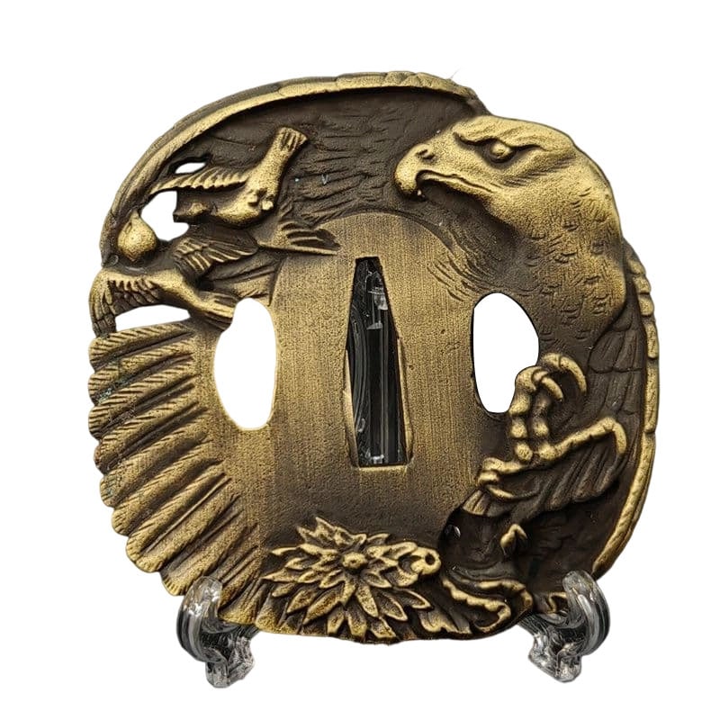 Tsuba with Eagle Motif, Alloy, Modern Piece, Tsuba, Japanese Sword Fittings: Tsuba with Eagle Motif, Alloy, Modern Piece, Japanese Sword Fittings Material: Alloy, Weight: Approximately 99 grams, Thickness: Approximately 4.8 millimeters. The item is only the tsuba; the sword st