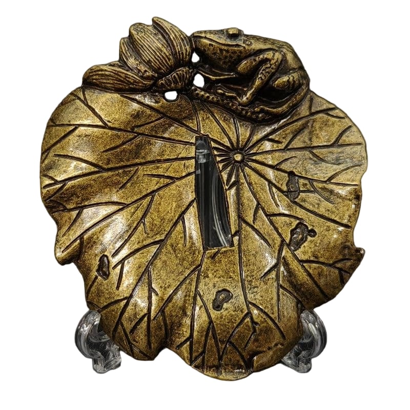 Tsuba, Alloy, Modern Piece, Tsuba, Japanese Sword Fittings: Tsuba, Alloy, Modern Piece, Japanese Sword Fittings Material: Alloy. Weight: Approximately 105 grams. Thickness: Approximately 5 millimeters. The item is only the tsuba; the sword stand is used for ph