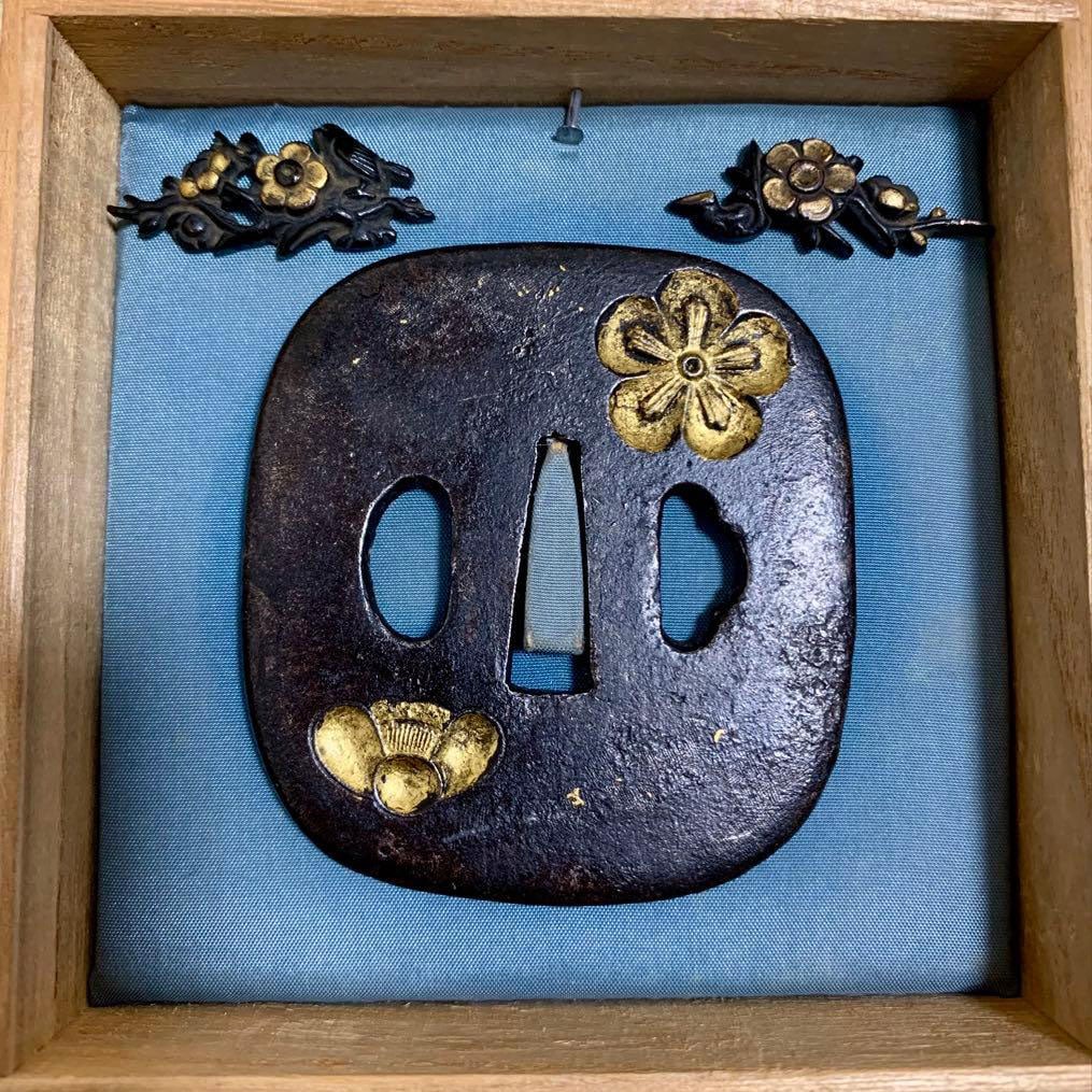 Mid-Edo Period Iron Higo Tsuba with Plum Blossom Design, Gold Inlay, and Copper Fittings Mekugi-ana. (1 of 11)