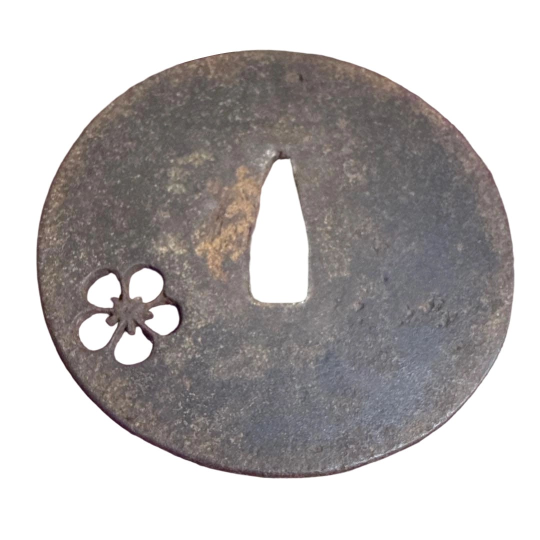 Iron Ground Sakura Openwork Tsuba, Large Tsuba, Antique: Iron Ground Sakura Openwork Tsuba, Large Tsuba, Antique This is a sakura openwork tsuba. The image displays the entirety of the piece. Diameter approximately 85mm, thickness approximately 3mm.