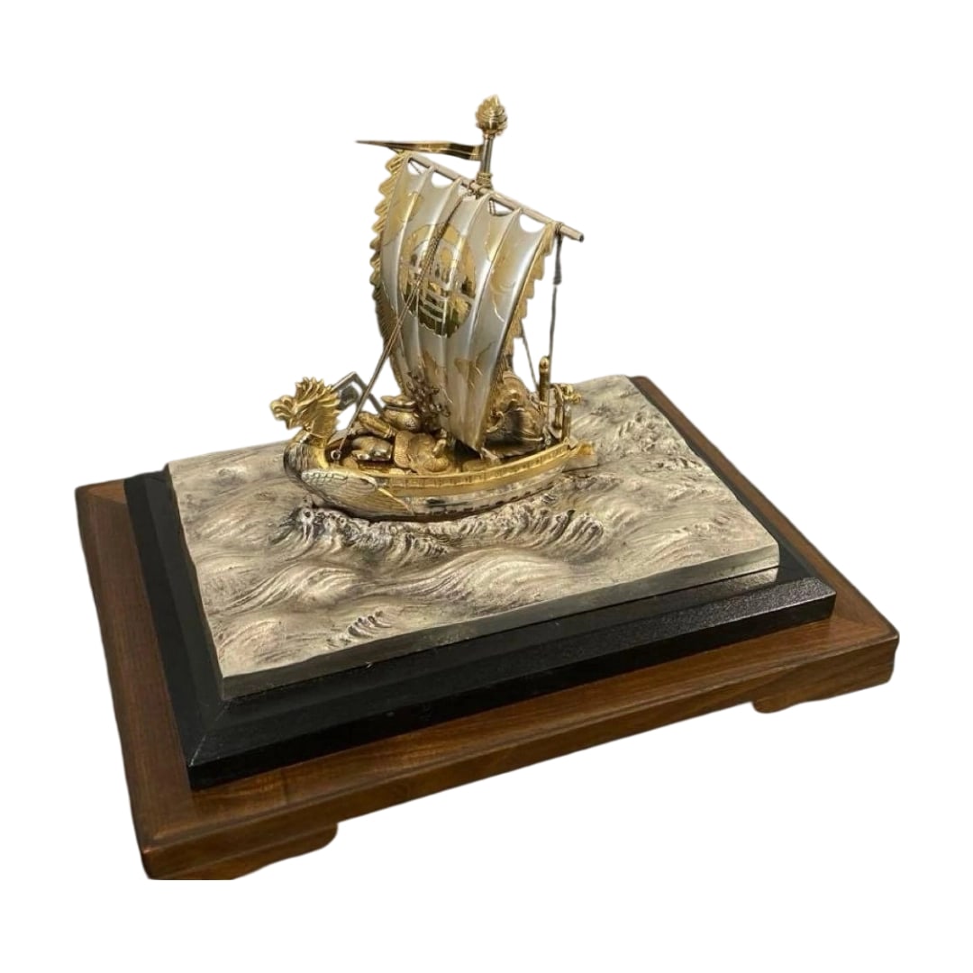 Silver Treasure Ship Craftwork Ornament (1 of 11)