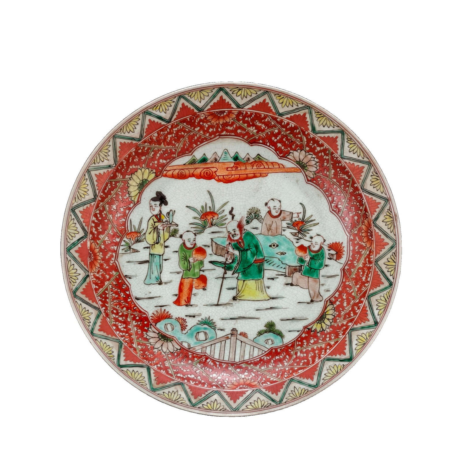 Ming Dynasty Jiajing Period Multicolored Landscape Birthday Celebration Story Plate: This plate is a representative work of multicolored porcelain from the Ming Dynasty Jiajing period, showcasing the peak of multicolored porcelain development. The glaze is evenly applied, with a rich