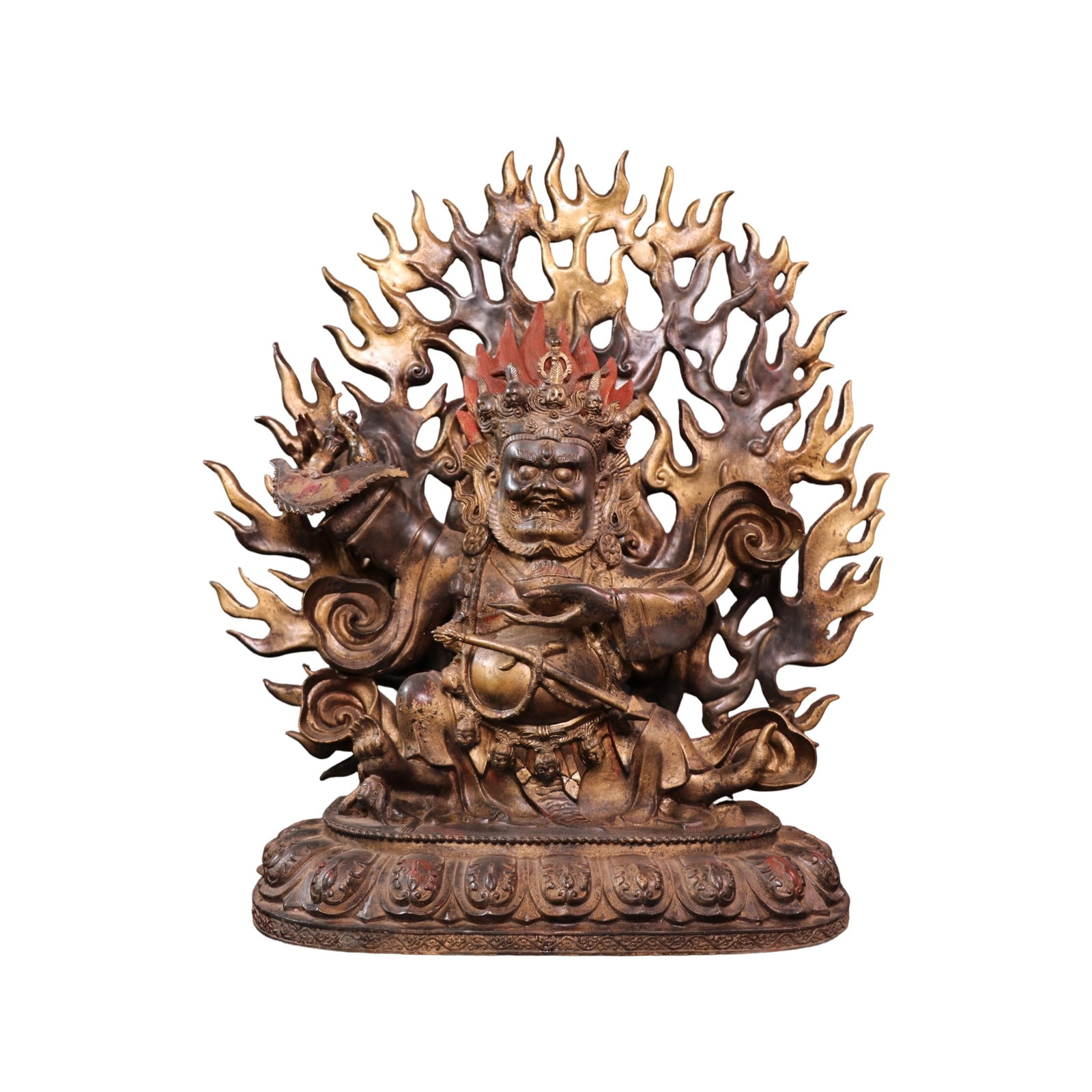 Pure Copper Gilded Mahakala Wealth God Statue: This statue is meticulously crafted from pure copper, with the use of gilded vermilion adding to its solemnity. The statue is well-proportioned and heavy, with clear patterns, showcasing the unique