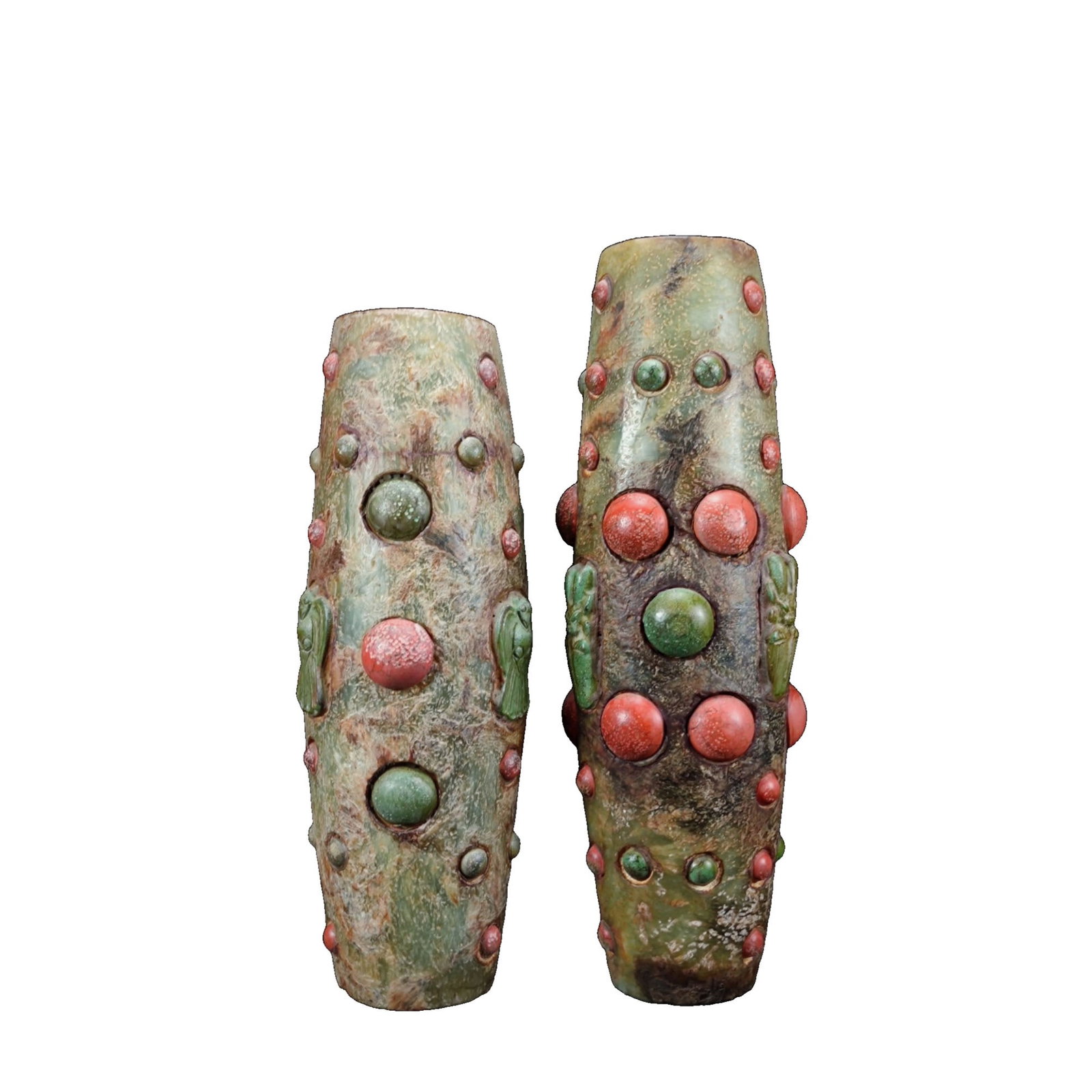 Hongshan Culture River-polished Jade Bead and Cong Ornament: This jade cong ornament, rooted in Hongshan culture, is meticulously carved from river-polished jade, exuding an ancient and elegant aura. The inlaid turquoise on the bead adds a touch of lively beaut