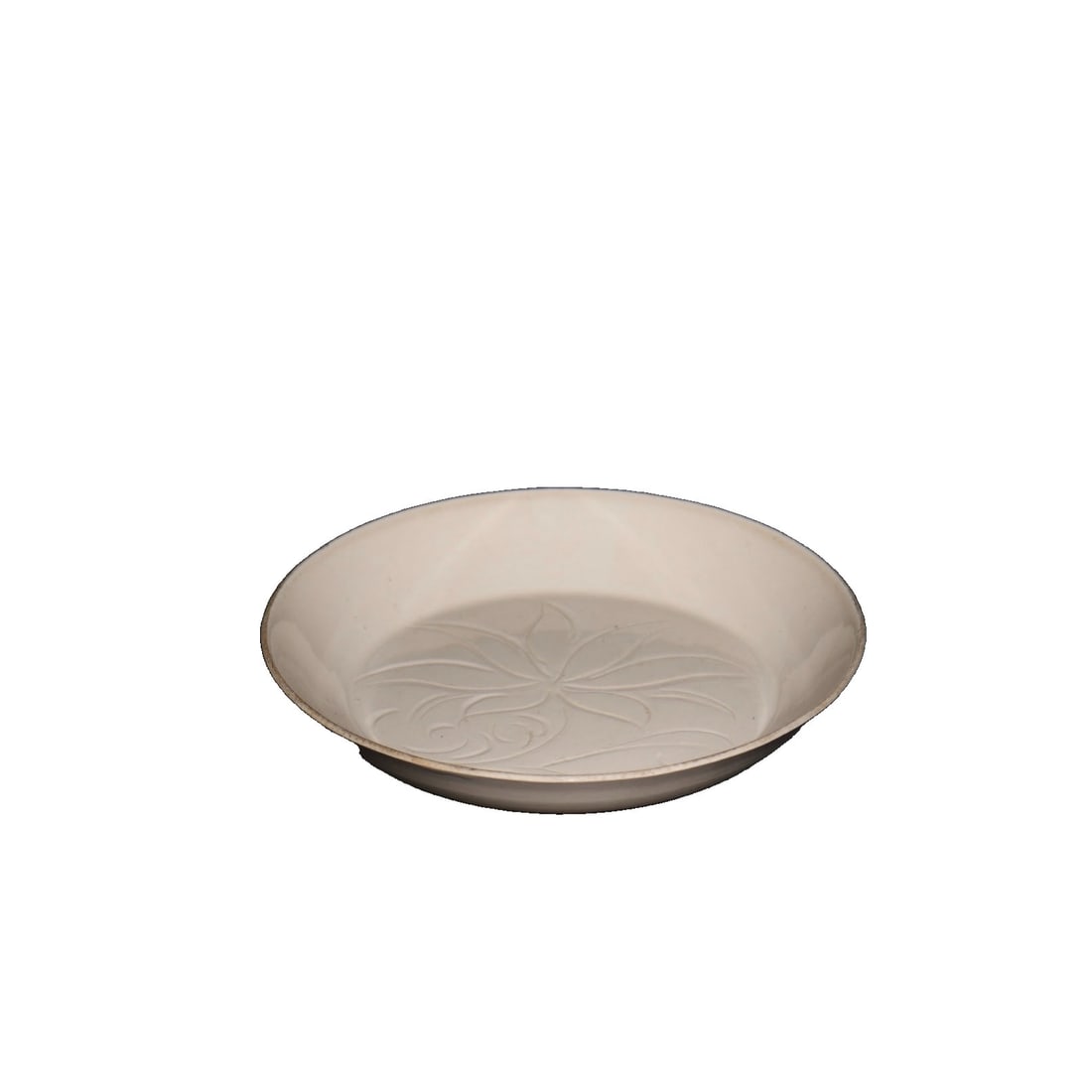Song Dynasty Ding Kiln White Glaze Carved Plate: This plate is a fine work from the Song Dynasty Ding Kiln, featuring a lustrous white glaze and exquisite carved patterns, showcasing the superb ceramic artistry of the Song era. Ding Kiln is renowned