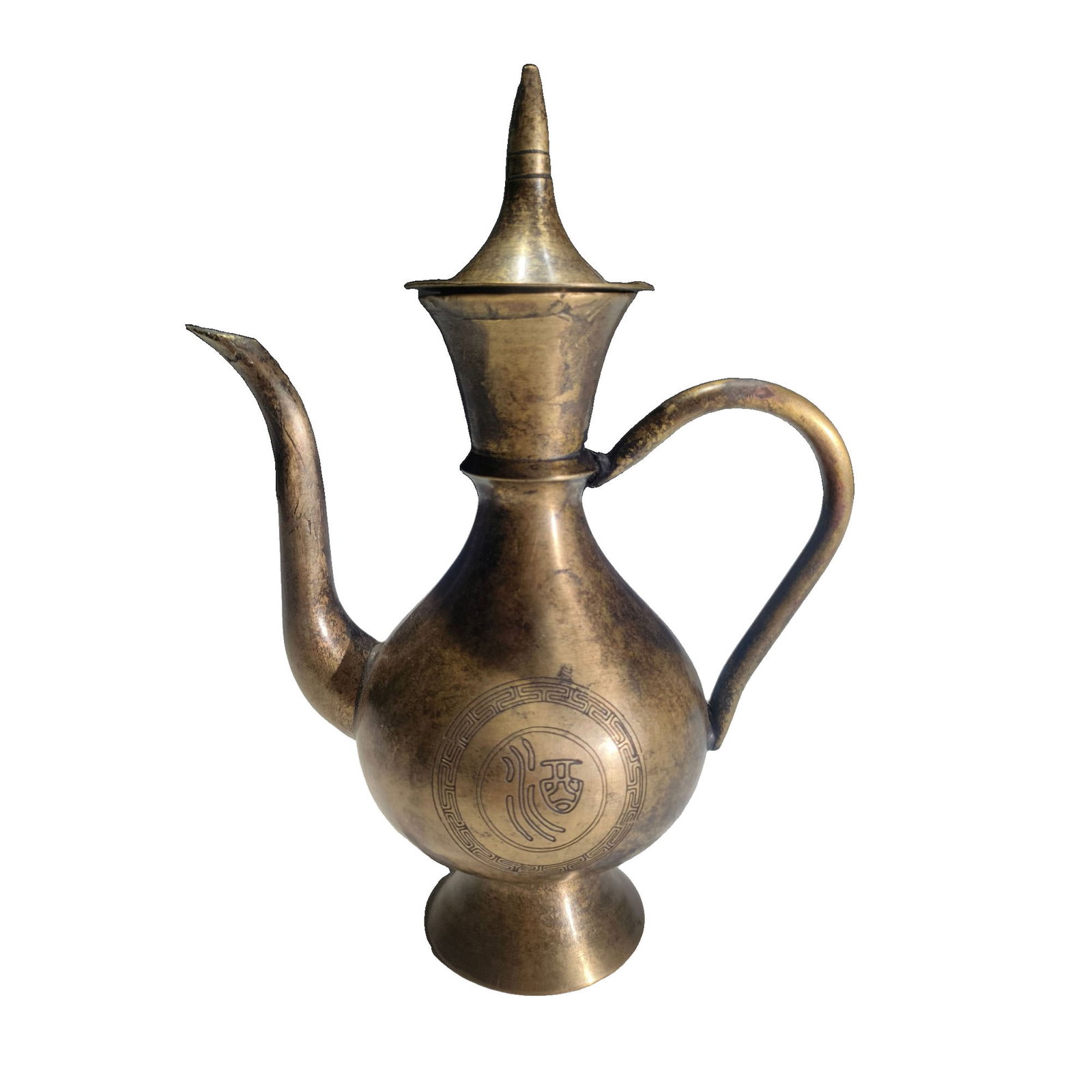 Qing Dynasty Full Copper Handled Wine Pot: This wine pot is made of full copper from the Qing Dynasty, featuring a unique handle design. It is well-preserved with a beautiful appearance, showcasing the exquisite craftsmanship of ancient