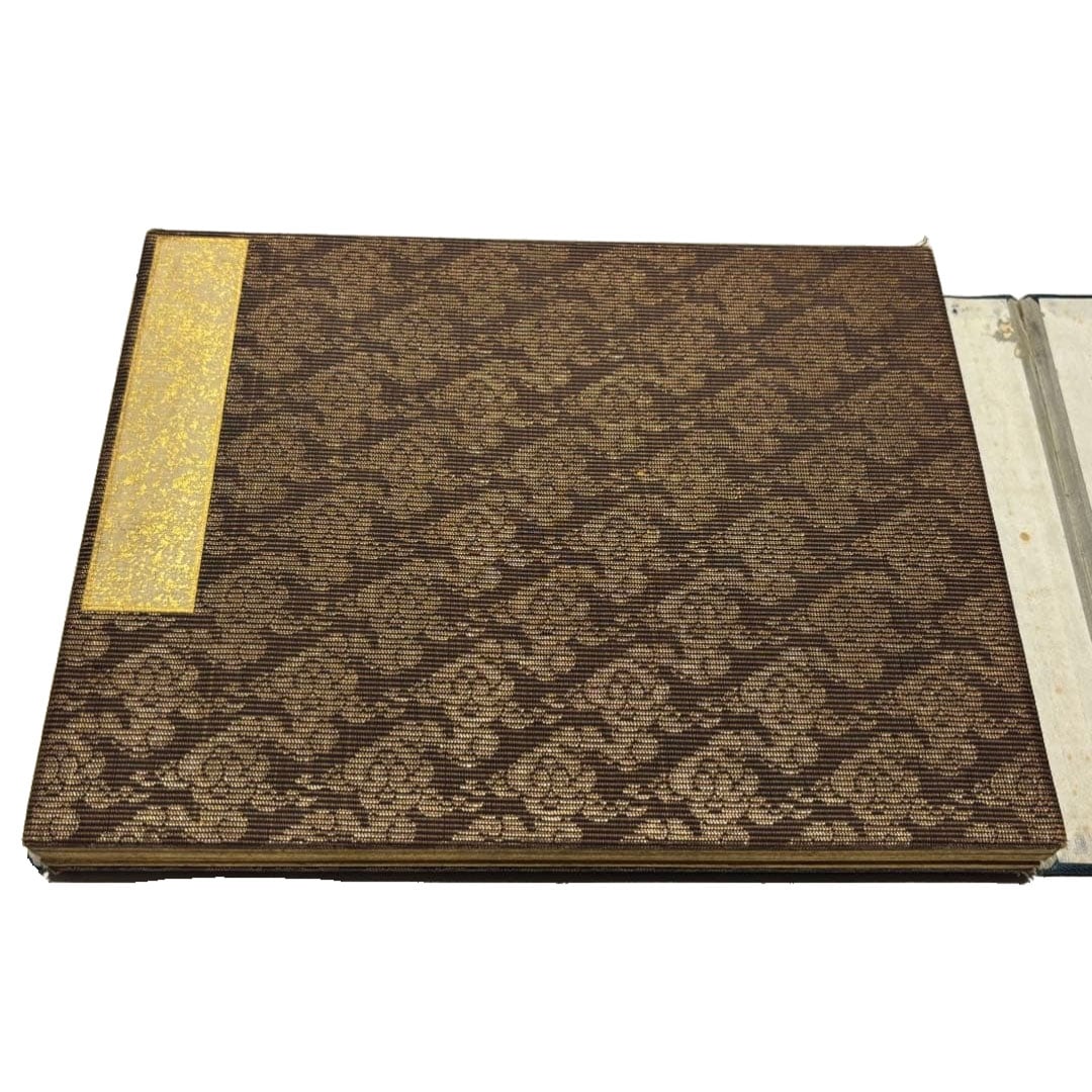 Meiji Period Shunga Album, Silk, 11 Illustrations, 1 Volume, Shunga, Erotic Book, Ukiyo-e, Japanese: Meiji Period Shunga Album, Silk, 11 Illustrations, 1 Volume, Shunga, Erotic Book, Ukiyo-e, Japanese Painting Cover dimensions approximately 21 x 27 cm. This is a color shunga album created during the 