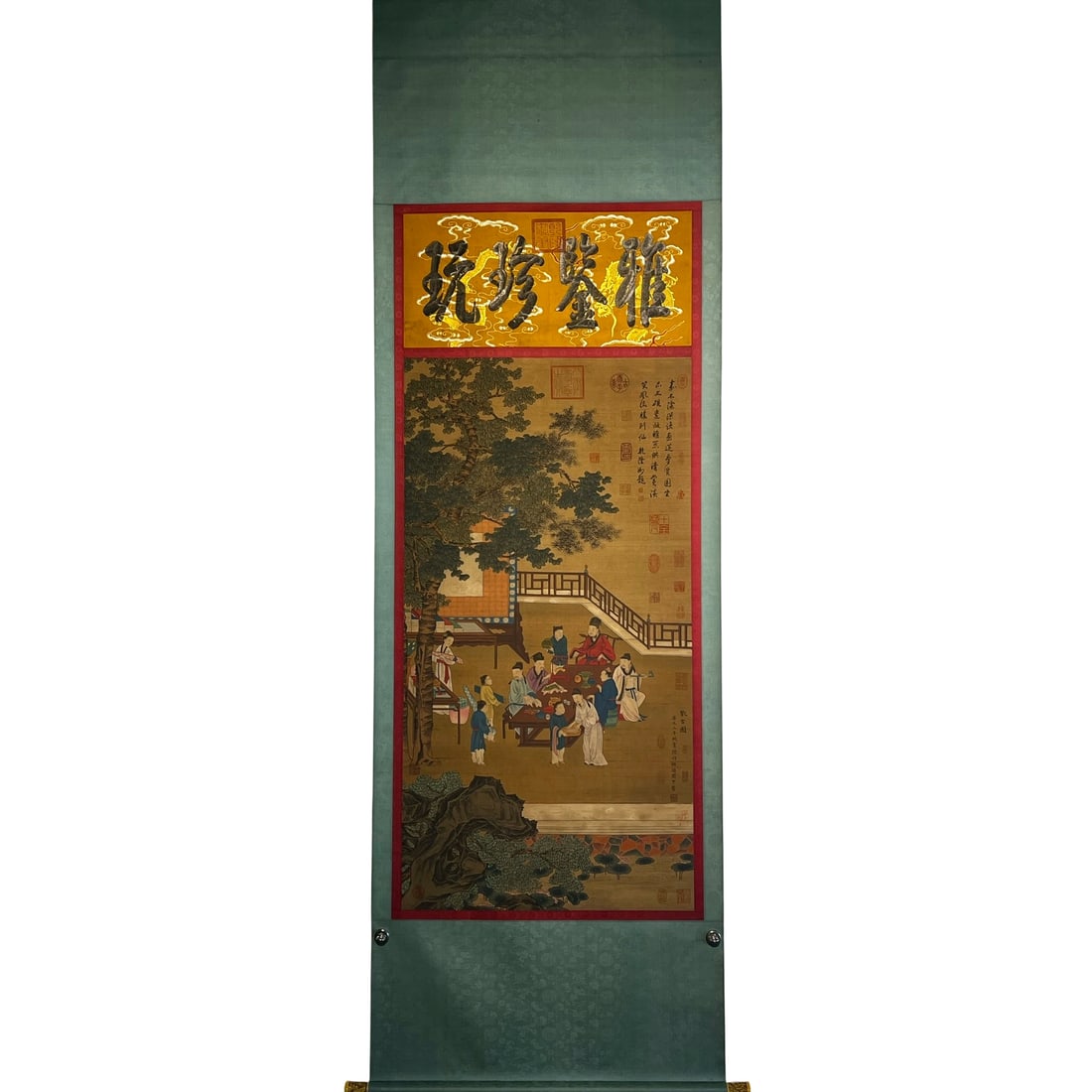 Southern Tang Silk Ancient Play Scroll: Gu Hongzhong, a renowned figure painter of the Southern Tang during the Five Dynasties and Ten Kingdoms period, is known for his vigorous brushwork and rich coloring. This silk scroll exemplifies his 