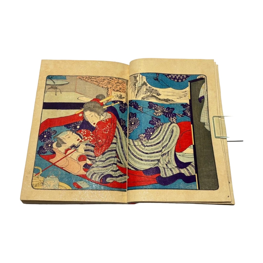 Utagawa Kuniyoshi (Utagawa Kuniyoshi) painting "Tosei Komoncho" by Miryuushi, published during the: Utagawa Kuniyoshi (Utagawa Kuniyoshi) "Tosei Komoncho" by Miryushi, Meiji Period Edition, Complete in 3 Volumes | Erotic Book, Shunga, Ukiyo-e, Japanese Book Cover dimensions approximately 23.5x16.3cm