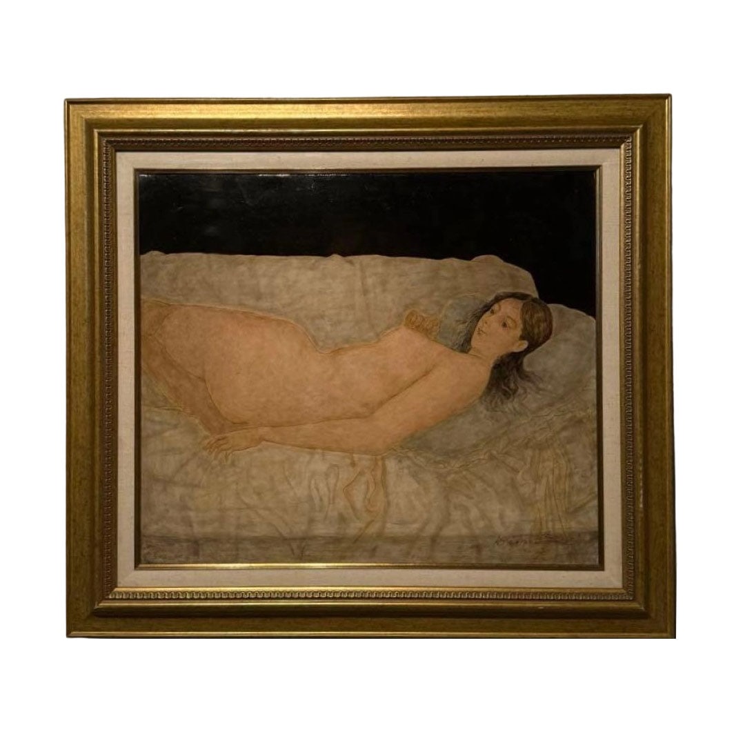 Hattori Kazaburo [Nude Woman] Hand-painted Oil Painting: Collection: "Nude Woman" Original Oil Painting Hattori Wasaburo Original Oil Painting In the pitch-black background, a female nude lying on white sheets seems to emerge across the canvas. She only tur