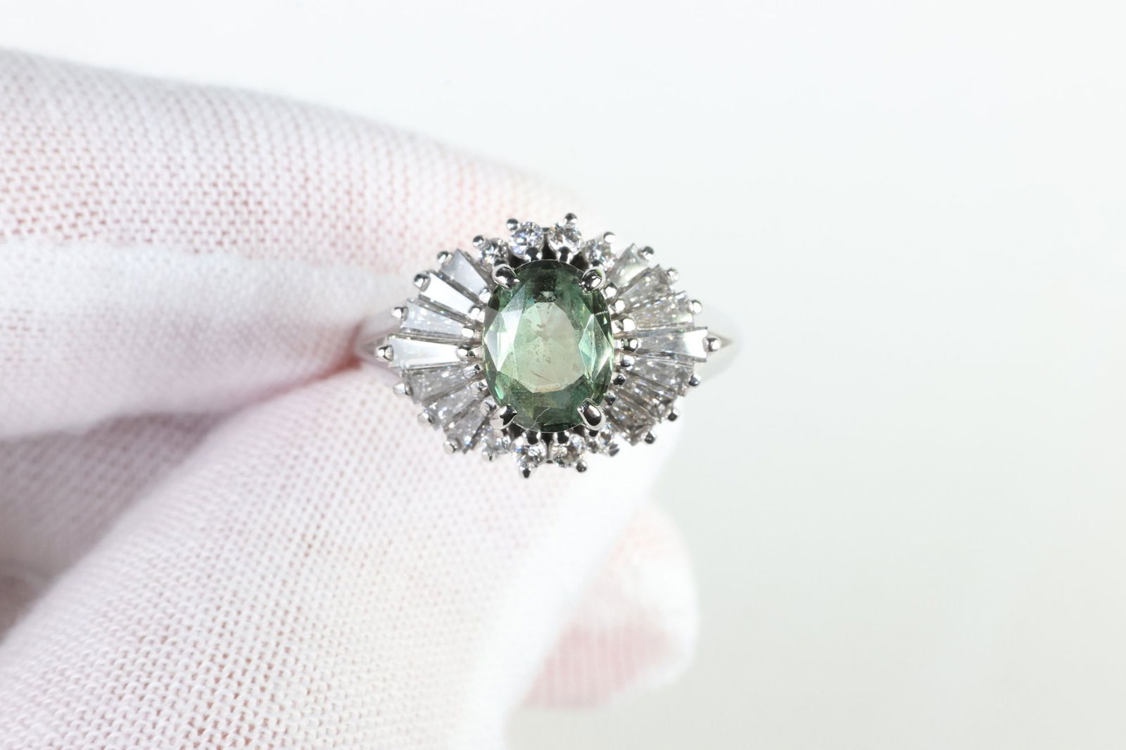 Platinum Natural Alexandrite And Diamond Ring, 1.83ctw,7.03 Grams, Jewelry Diamonds Gemstone (1 of 9)