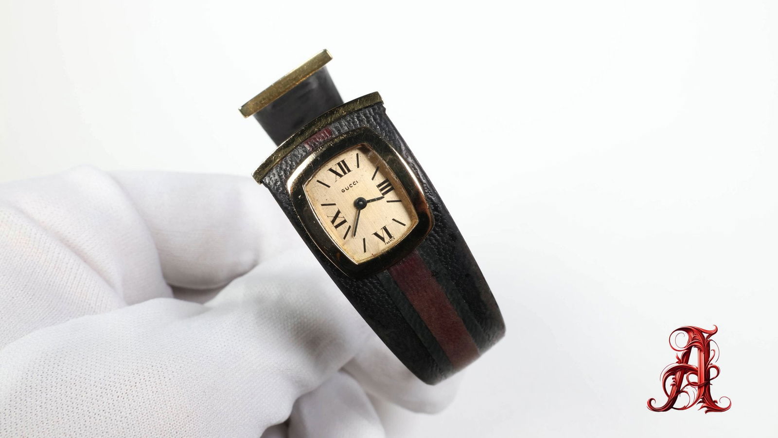 18k Yellow Gold Gucci Watch 750 Sherri Line Cuff Bracelet RARE!!! (1 of 9)