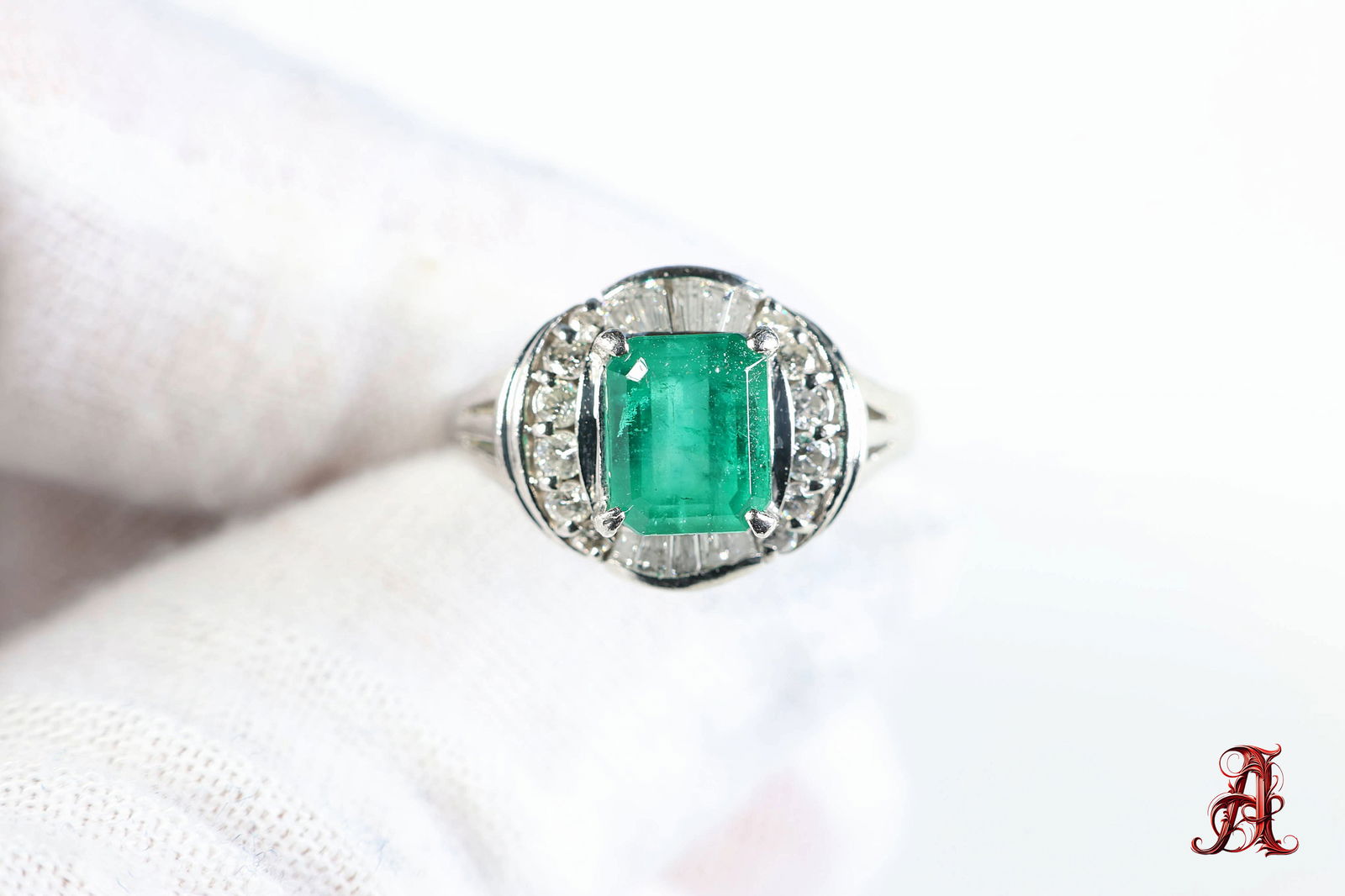 PLATINUM, NATURAL EMERALD & DIAMOND RING 1.93CTW, 6.1 GRAMS JEWELRY GEMSTONE (1 of 7)