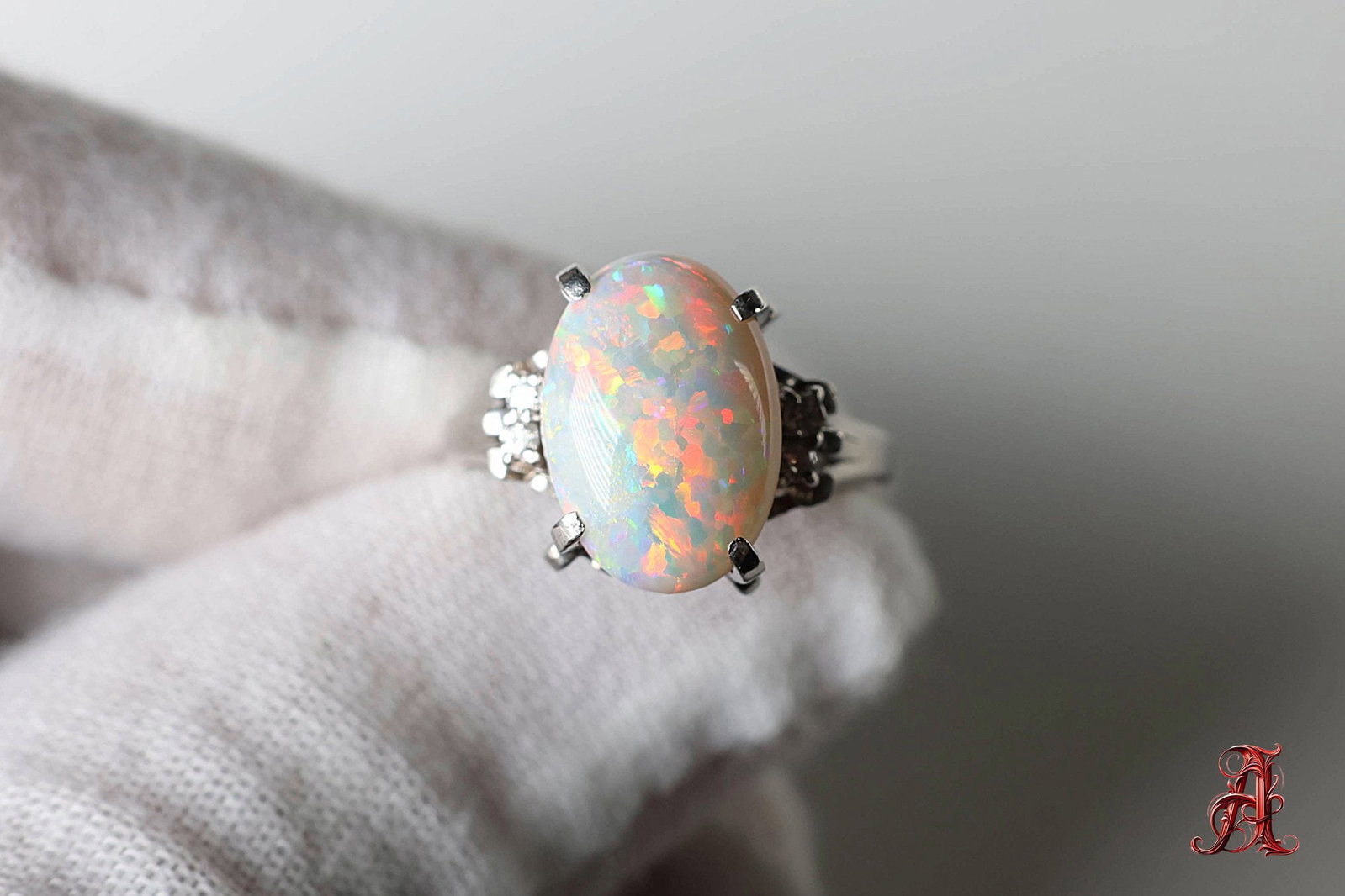 PLATINUM, Australian Opal & Diamond Ring 2.74ctw, 5.53 Grams JEWELRY GEMSTONE DIAMONDs: size: 5.5, weight: 5.53 grams, material: platinum, gemstone: Australian opal: 2.74ct, diamonds: .05ctw