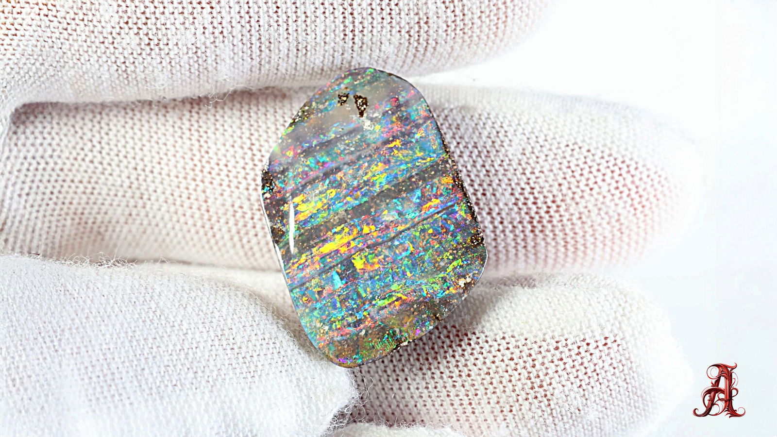 AUSTRALIAN BOULDER OPAL 15.85CT (1 of 5)