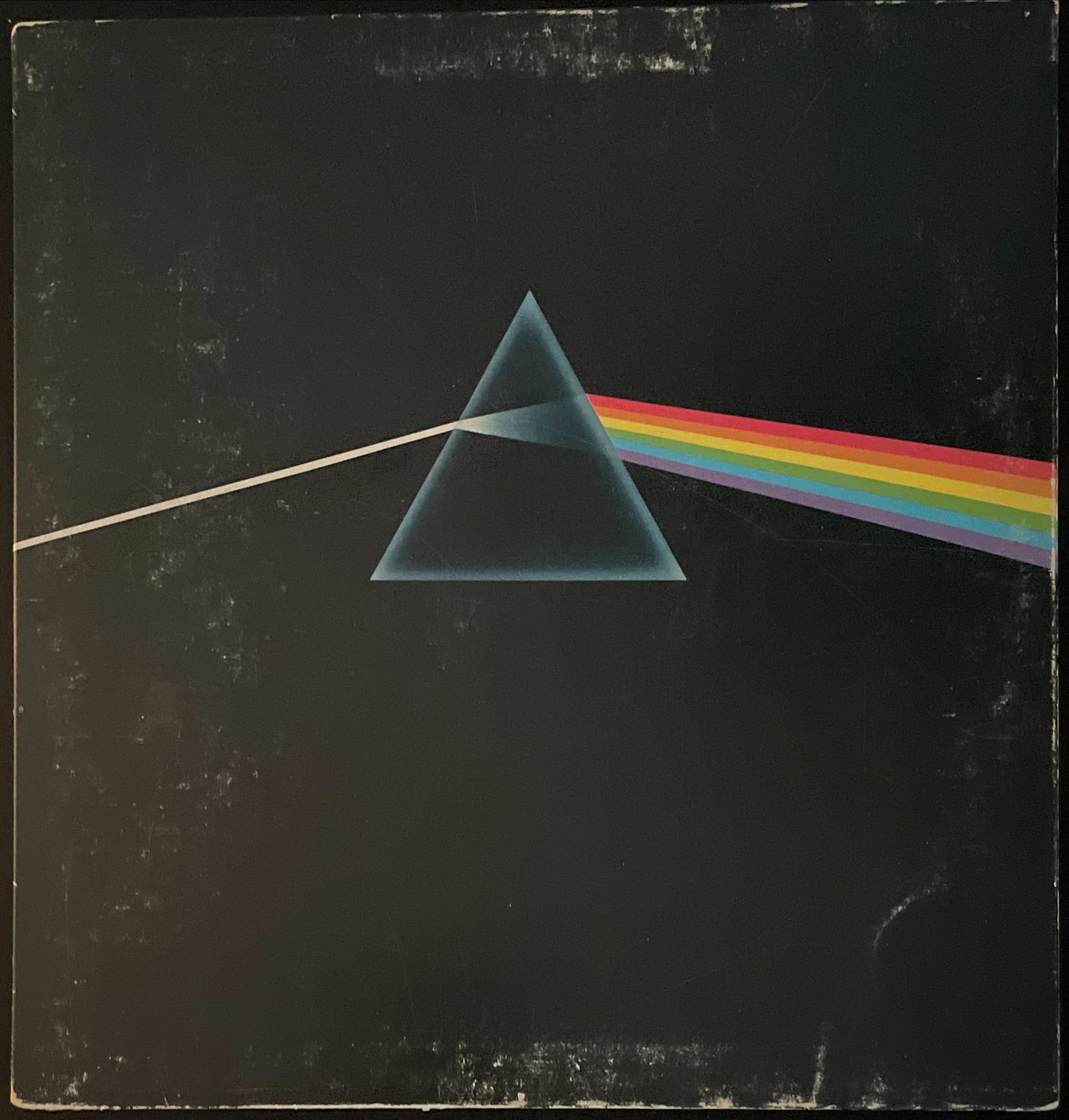 Pink Floyd: Dark Side of the Moon: Title: Dark Side of the Moon Code: SMAS-11163 Label: Harvest Year Released: 1973 Country: Canada Format: VInyl, LP, Album Genre: Rock Style: Classic Rock Condition: Very Good