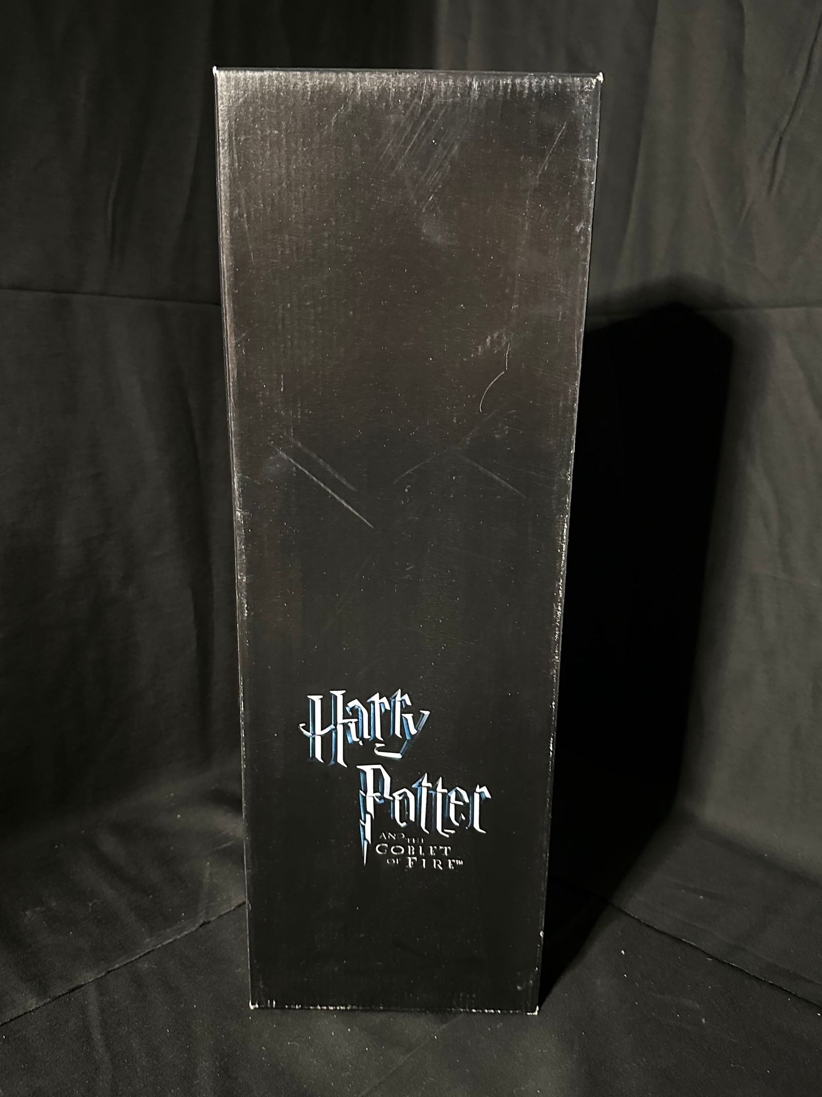 Tonner Harry Potter Ron Weasley Doll At Hogwarts (2011) Limited Edition: Tonner Harry Potter Ron Weasley Doll At Hogwarts (2011) Limited Edition Brand: Harry Potter Character: Ron Weasley Manufacturer: Tonner Doll Company Type: Doll Genre: Film; Fantasy Product Size