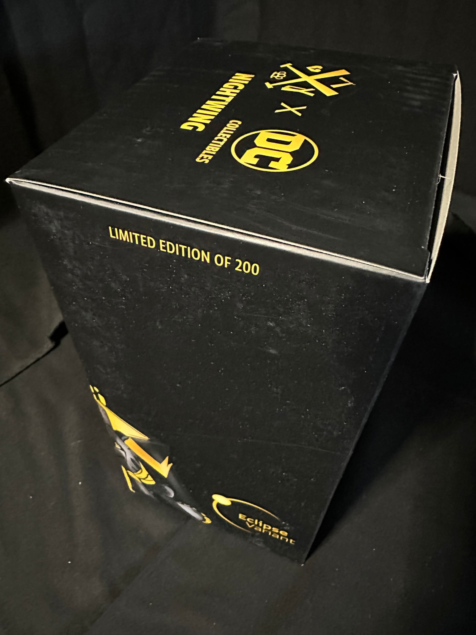 DC Artist Alley: Nightwing By Nooligan DCon Exclusive Limited 200 With Sketch (1 of 3)